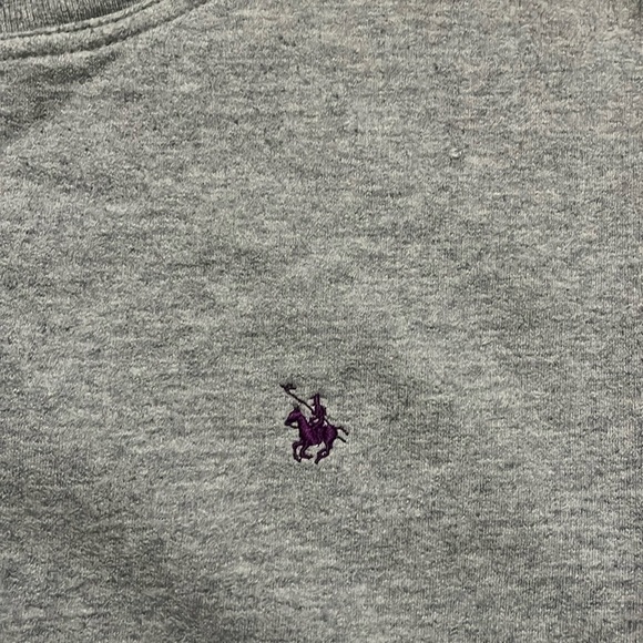 2 for $20 Vintage mens grey pullover sweater in size medium - Picture 2 of 2